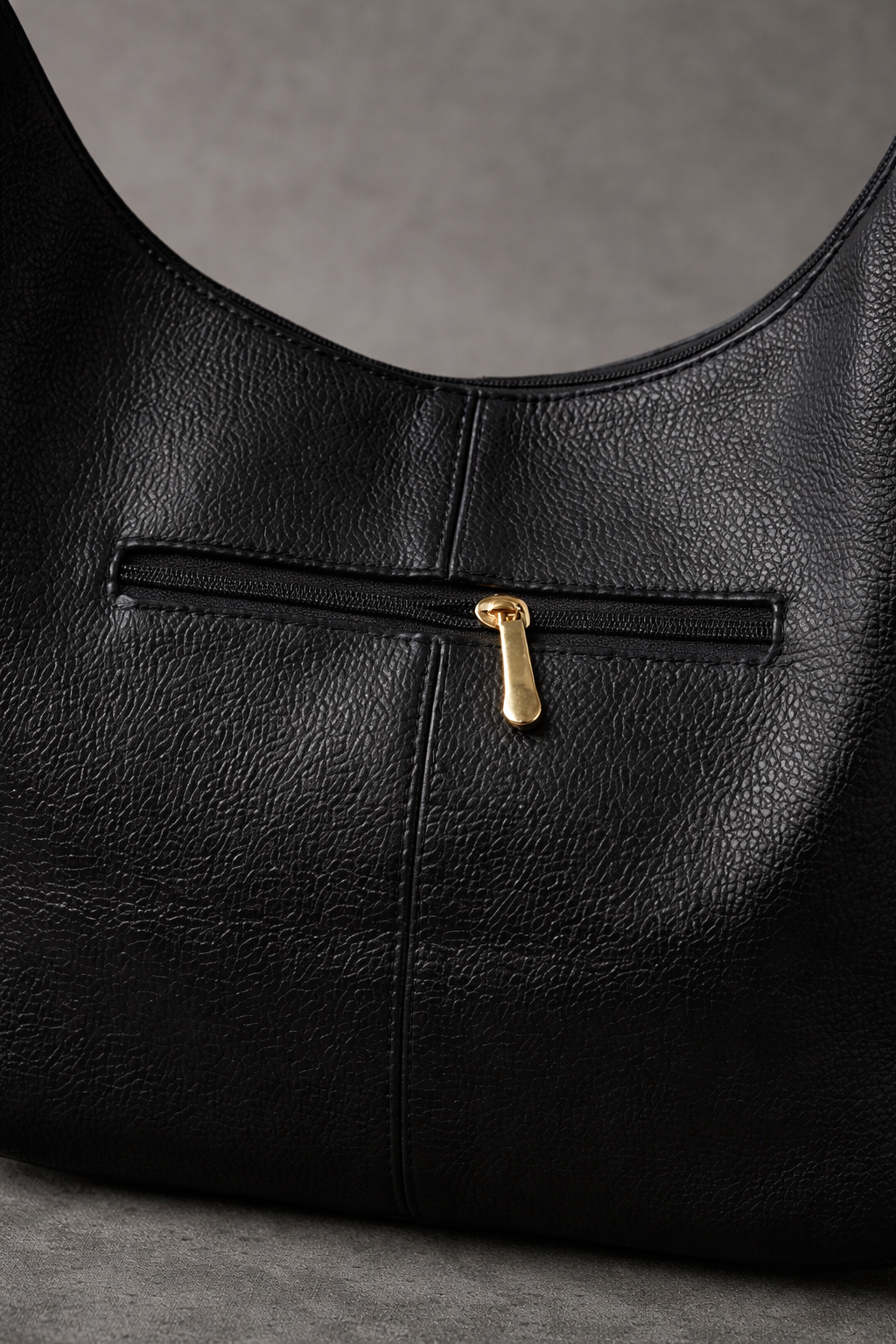 Bagistry The 9-5 Petite Tote Bag black back view with single zip pocket, clean functional design